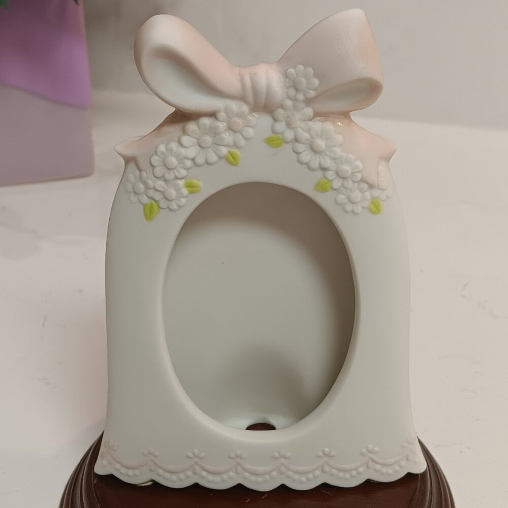 Vintage Lefton Christopher Collection Ceramic Wedding Bell Picture Frame